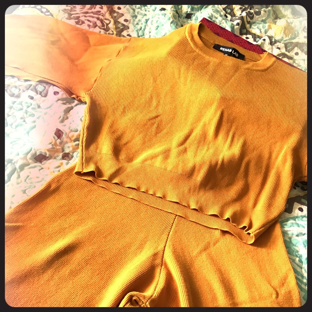 Hot!!! 2 PC shirt & pants set